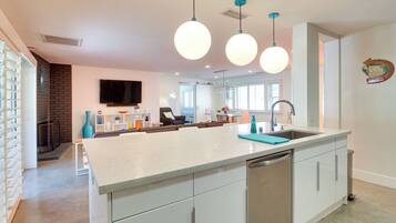 Rumah (4 Bedrooms) | Interior