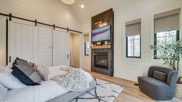 House (1 Bedroom) | Interior