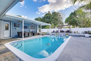 House (3 Bedrooms) | Front of property