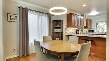 Apartment (3 Bedrooms) | Interior
