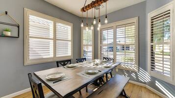 Nhà (3 Bedrooms) | Nội thất