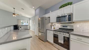 Nhà (3 Bedrooms) | Nội thất