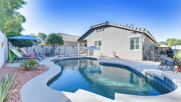 House (3 Bedrooms) | Front of property