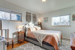 House (3 Bedrooms) | Interior - 4 Mi to Hwy Access for Mtn Fun: Family Getaway! (Lakewood)