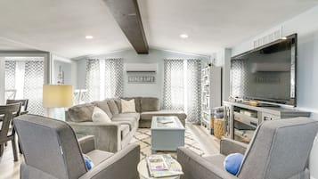 House (2 Bedrooms) | Front of property