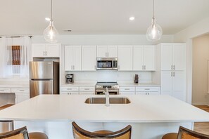 อพาร์ทเมนท์ (3 Bedrooms) | ภายใน