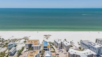 House, 1 Bedroom | Beach