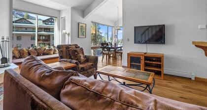 Sierra Cabin Condo â Sun Meadows 1 Bedroom + Loft 1 Condo by RedAwning