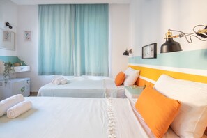 No 3 Twin Room | Ylelliset vuodevaatteet, Select Comfort -patjalliset sängyt