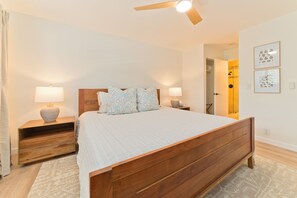2 bedrooms, desk, travel crib, WiFi