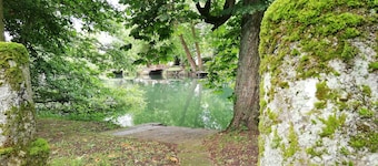 Maison 18e Siècle Avec son Parc au Bord de la Rivière à 5 Minutes du Futuroscope