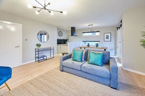 تلفزيون، مكتب