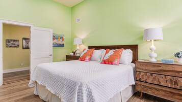 1 habitación, tabla de planchar con plancha, wifi gratis y ropa de cama