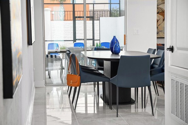 تناول الطعام