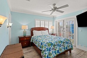 3 soverom, strykejern/-brett, reiseseng for barn og wi-fi (inkludert)