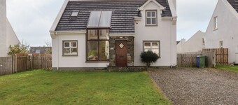 SEA SPRAY COTTAGE, pet friendly in Rathmullan, County Donegal