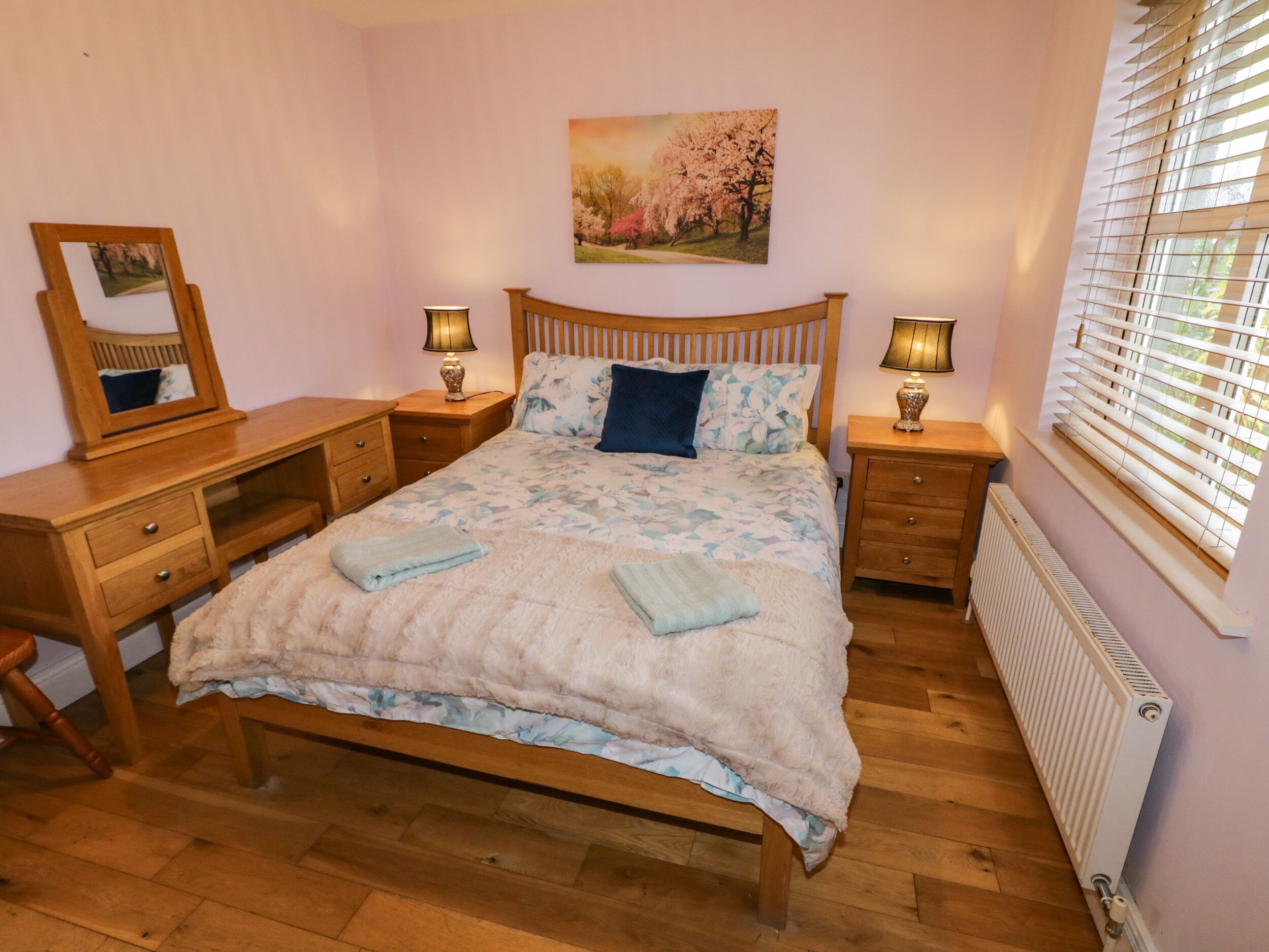 3 bedrooms, Internet