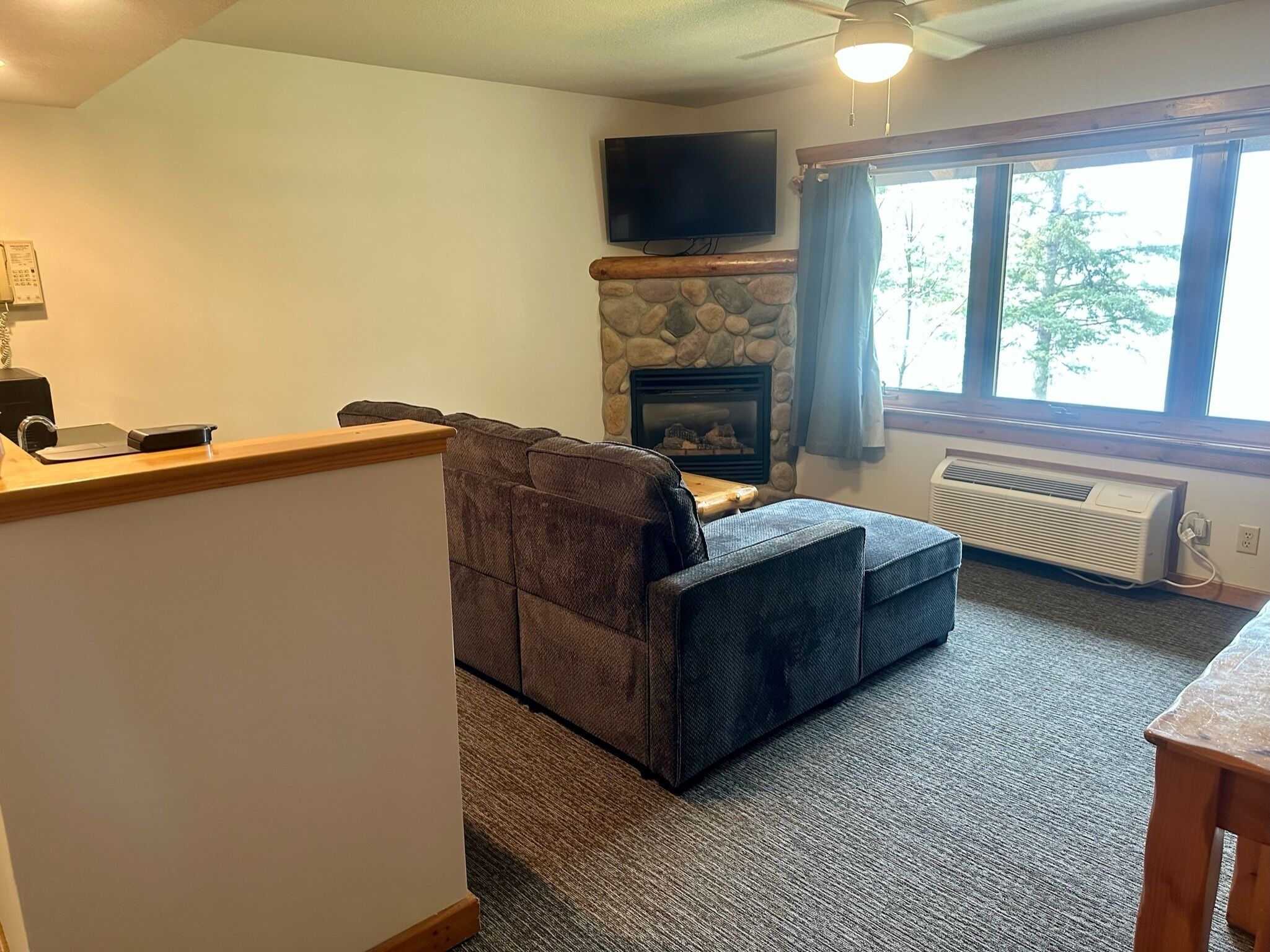 Deluxe Suite | Lake view