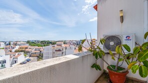 Luokittelematon kuva, 2 kautta 27, painike