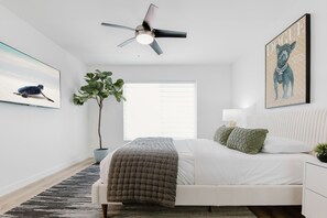 3 bedrooms, iron/ironing board, travel crib, WiFi