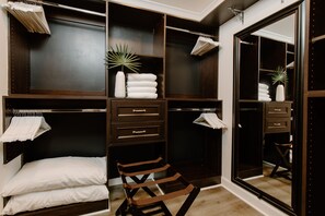 3 bedrooms, iron/ironing board, travel crib, WiFi