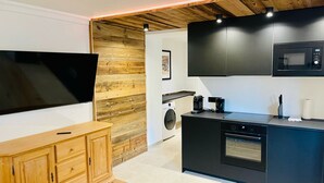 Basic Apartment, Garden Area | Private kitchen - Love the Alps Apartments (Reith bei Seefeld)
