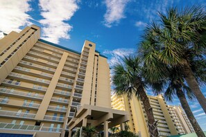 Exterior - Lovely 3 Bedroom Gulf Front Condo - Bluewater 1405 (Orange Beach)