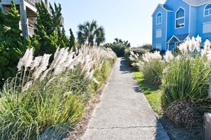 Property grounds - Sea Breeze, Almost Oceanfront House in Atlantic Beach, NC! (Atlantic Beach)