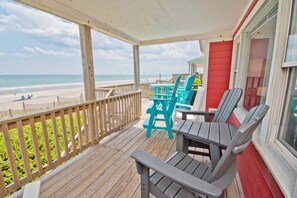 Terrace/patio - Sea Fever West, Oceanfront Duplex in Emerald Isle, NC! (Emerald Isle)