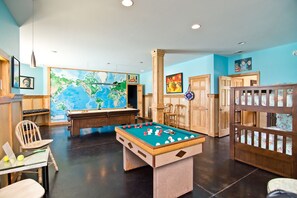 Game room - Sea Forever, Oceanfront House in Emerald Isle, NC! (Emerald Isle)