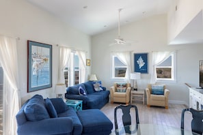 Video games - Sea Glass, Almost Oceanfront House in Pine Knoll Shores, NC! (Pine Knoll Shores)