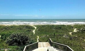 Property grounds - Sea Haven, Oceanfront House in Atlantic Beach, NC! (Atlantic Beach)