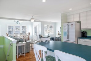 Interior - Sea Star, Oceanside House in Atlantic Beach, NC! (Atlantic Beach)