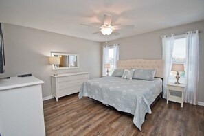 4 bedrooms, iron/ironing board, WiFi - Sea Watcher, Oceanfront House in Emerald Isle, NC! (Emerald Isle)