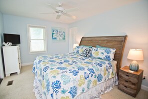 4 bedrooms, iron/ironing board, WiFi - Sun Like it Hot, Oceanview House in Emerald Isle, NC! (Emerald Isle)
