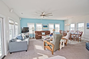 TV, DVD player, stereo - Sun Like it Hot, Oceanview House in Emerald Isle, NC! (Emerald Isle)