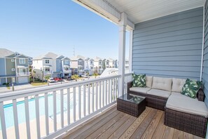 Property grounds - Seaside Villas 44, Soundside Townhouse in Atlantic Beach, NC! (Atlantic Beach)