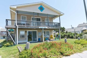Exterior - Sunny Daze, Oceanside Duplex in Atlantic Beach, NC! (Atlantic Beach)