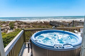 Outdoor spa tub - Glasshouse East, Oceanfront Duplex in Emerald Isle, NC! (Emerald Isle)