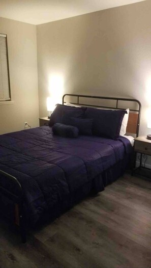 2 bedrooms, free WiFi, bed sheets - Cozy in Lacey, 2B/1B (Lacey)