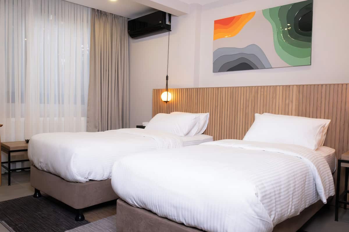 STANDARD TWIN ROOM | Individually decorated, individually furnished, desk, blackout curtains