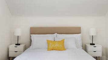 4 quartos, ferros/tábuas de passar roupa, Wi-Fi, roupa de cama