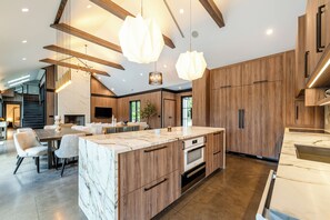 Fridge, microwave, oven, stovetop - (2026 OPEN!) Luxurious New Buffalo Rental Has It All! (New Buffalo)