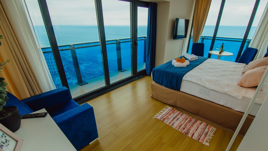 Holiday Point Orbi City