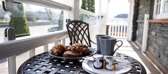 Greta Howe is a superb first floor apartment in what was formerly the Keswick School Of Industrial A