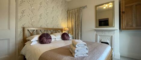 2 habitaciones, tabla de planchar con plancha y wifi gratis