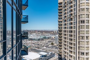 View from property - RS Suites - City Centre (Mississauga)