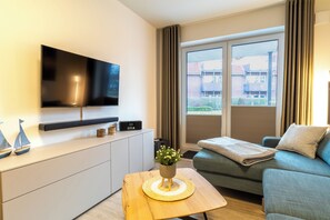 Télévision, livres, chaßne hi-fi