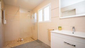 Dusche, Haartrockner
