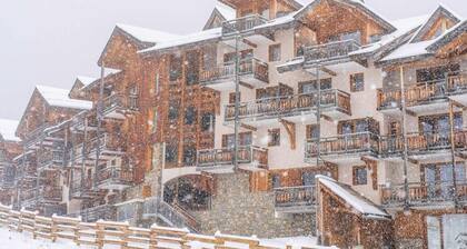 100m from resort center, 2nd floor, swimming pool, sauna, balcony, tv, ski locker, 41m², Les Orres